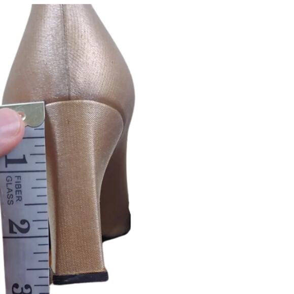 Stuart Weitzman Tan/Gold Block Heel Pumps EUC Size 6.5 B - Picture 5 of 6